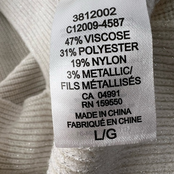 Hilary Radley Cream V-Neck Sweater - Picture 5 of 8